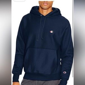 Champion hoodie navy to small for me